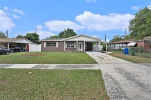 2205 9TH COURT, WINTER HAVEN, FL 33881 Sold 04/04/25