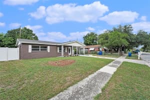 2205 9TH COURT, WINTER HAVEN, FL 33881 Sold 04/04/25
