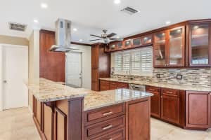 2239 MANOR BOULEVARD, CLEARWATER, FL 33765 Sold 10/16/24