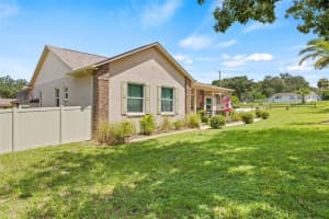8633 STONER ROAD, RIVERVIEW, FL 33569 Sold 11/14/24