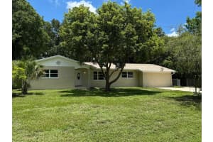 305 STANLEY AVENUE, LAKELAND, FL 33809 Sold 01/31/25