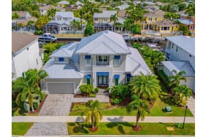 713 PINCKNEY DRIVE, APOLLO BEACH, FL 33572 Sold 11/15/24