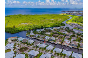 713 PINCKNEY DRIVE, APOLLO BEACH, FL 33572 Sold 11/15/24