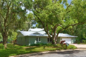 805 PYRAMID DRIVE, TEMPLE TERRACE, FL 33617 Sold 01/24/25