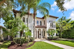 513 RAEHN STREET, ORLANDO, FL 32806 Sold 11/01/24