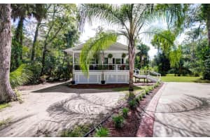 5549 CHAMBERLAIN POOL AVENUE, HOMOSASSA, FL 34448 Sold 02/06/25