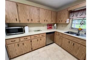 8872 92ND PLACE, OCALA, FL 34481 Sold 05/09/25