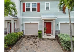 1216 SUNSET LANE, DUNEDIN, FL 34698 Sold 10/25/24