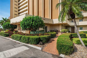 4575 COVE CIRCLE, SAINT PETERSBURG, FL 33708 Sold 11/06/24