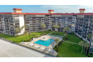 18304 GULF BOULEVARD, REDINGTON SHORES, FL 33708 Sold 01/10/25