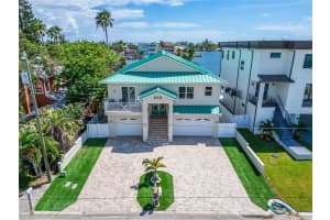 833 BAY POINT DRIVE, MADEIRA BEACH, FL 33708 Sold 08/29/25