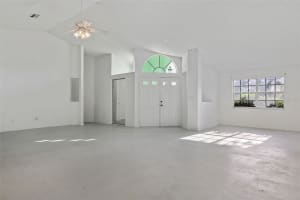 2617 BELLHURST DRIVE, DUNEDIN, FL 34698 Sold 10/18/24