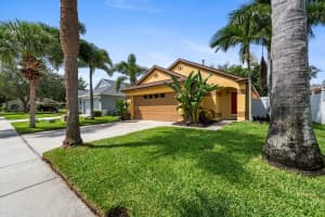 1748 HARBOR OAKS DRIVE, TARPON SPRINGS, FL 34689 Sold 10/31/24