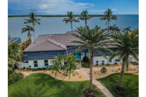 4986 62ND AVENUE, SAINT PETERSBURG, FL 33715 Sold 11/08/24