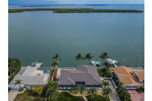 4986 62ND AVENUE, SAINT PETERSBURG, FL 33715 Sold 11/08/24