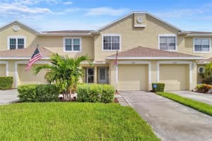 11142 KAPOK GRAND CIRCLE, SAINT PETERSBURG, FL 33708 Sold 11/14/24