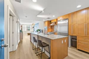 1120 KENNEDY BOULEVARD, TAMPA, FL 33602 Sold 09/05/25