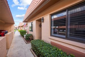19029 US HIGHWAY 19 N #33E, CLEARWATER, FL 33764 Sold 12/30/24