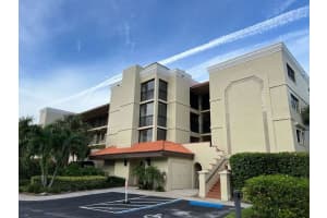 7435 BAYSHORE DRIVE, TREASURE ISLAND, FL 33706 Sold 02/28/25
