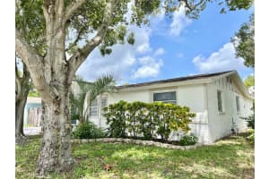 3245 BIGELOW DR DRIVE, HOLIDAY, FL 34691 Sold 08/08/25