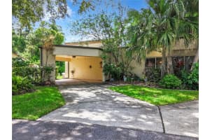 2715 FOXFIRE COURT, CLEARWATER, FL 33761 Sold 11/08/24
