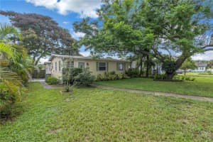 1015 43RD STREET, SAINT PETERSBURG, FL 33713 Sold 10/07/24