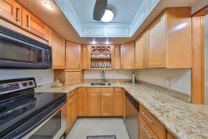 5220 BRITTANY DRIVE, SAINT PETERSBURG, FL 33715 Sold 02/21/25