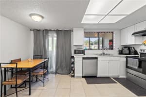 1410 RIDGE LAKE COURT, LAKELAND, FL 33801 Sold 06/09/25