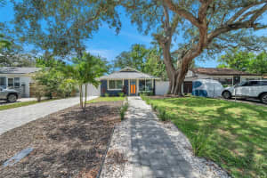 2111 42ND STREET, ST PETERSBURG, FL 33711 Sold 12/31/24
