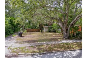 2715 5TH STREET, ST PETERSBURG, FL 33705 Sold 06/27/25