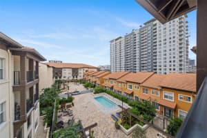 200 4TH AVENUE, SAINT PETERSBURG, FL 33701 Sold 12/05/24