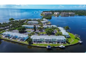 5144 SALMON DRIVE, SAINT PETERSBURG, FL 33705 - MLS#MFRTB8301736