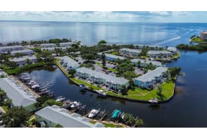 5144 SALMON DRIVE, SAINT PETERSBURG, FL 33705 - MLS#MFRTB8301736