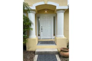2402 DRYER AVENUE, LARGO, FL 33770 Sold 10/28/24
