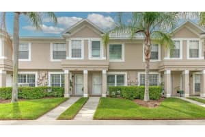 611 KENSINGTON LAKE CIRCLE, BRANDON, FL 33511 Sold 01/03/25