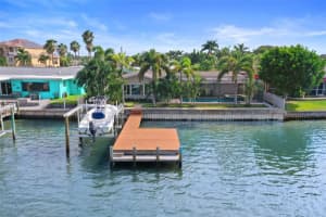 613 79TH CIRCLE, ST PETERSBURG, FL 33707 Sold 04/04/25