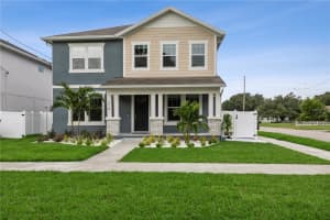 218 WOODLYNNE AVENUE, TAMPA, FL 33609 Sold 12/09/24