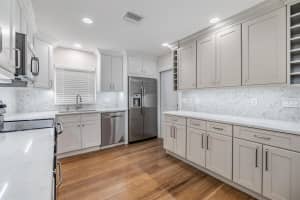 205 MONROE CIRCLE, ST PETERSBURG, FL 33703 - MLS#MFRTB8302315