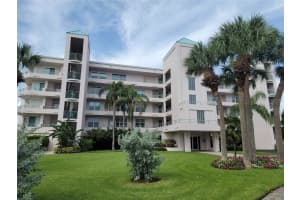 8041 Sailboat Key Blvd S #402, ST PETE BEACH
