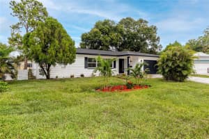 1285 63RD TERRACE, ST PETERSBURG, FL 33705 Sold 11/07/24