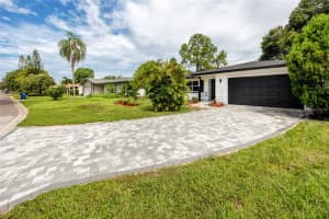 1285 63RD TERRACE, ST PETERSBURG, FL 33705 Sold 11/07/24