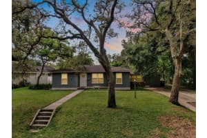 302 PALENCIA PLACE, LAKELAND, FL 33803 Sold 01/06/25