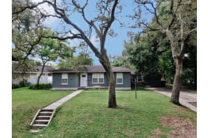 302 PALENCIA PLACE, LAKELAND, FL 33803 Sold 01/06/25