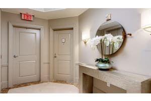 450 KNIGHTS RUN AVENUE, TAMPA, FL 33602 Sold 11/22/24