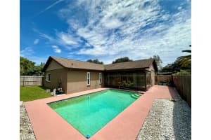 1728 LAGOON CIRCLE, CLEARWATER, FL 33765 Sold 03/01/25