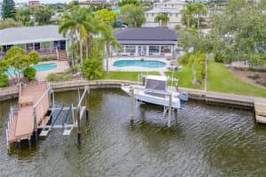 17325 ROSA LEE WAY, NORTH REDINGTON BEACH, FL 33708 - MLS#MFRTB8302549