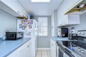 6601 121ST AVENUE, LARGO, FL 33773 Sold 12/02/24