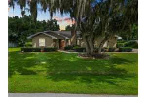 1238 LAKE LOOP, WINTER HAVEN, FL 33880 Sold 11/04/24