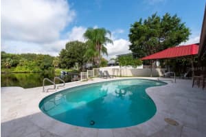 715 DEL ORO DRIVE, SAFETY HARBOR, FL 34695 Sold 11/15/24