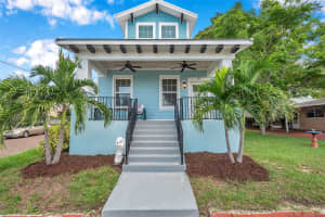 222 HOPE STREET, TARPON SPRINGS, FL 34689 Sold 04/30/25
